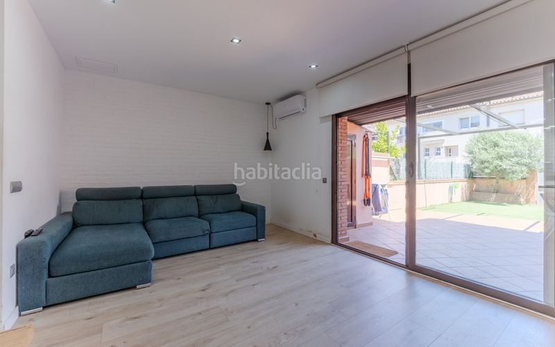 Foto 1f973d5d-efd5-497b-a778-50317384c0da. Casa amb calefacció aparcament a Tordera Tordera