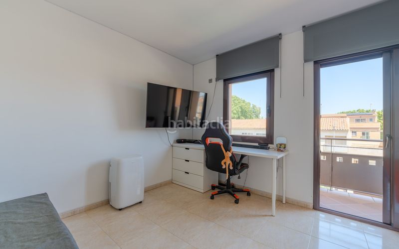 Foto 5290cace-2dd0-4d41-b9e9-3ad39a08571e. Casa amb calefacció aparcament a Tordera Tordera