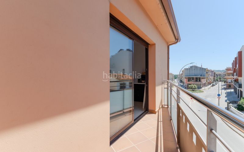 Foto ad5a49b3-f8bd-4616-a031-b98474a9f949. Casa amb calefacció aparcament a Tordera Tordera