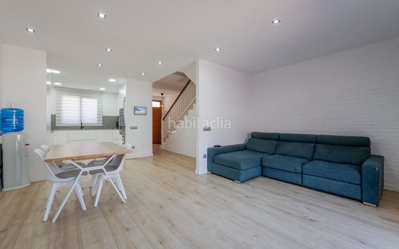 Foto ff760d52-7773-4cb9-ba67-511d2d4ee861. Casa amb calefacció aparcament a Tordera Tordera