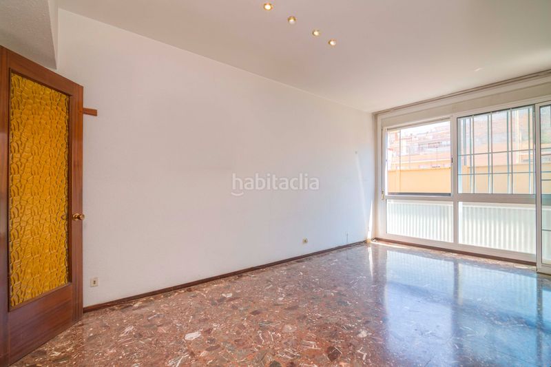 Foto f24fa9fd-6f46-474b-bbe5-c8ae27a9180a. Pis amb calefacció a Barri de les Corts Barcelona