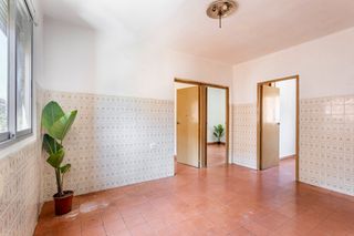 Etagenwohnung in Catarroja. Piso en venta en catarroja de 3 habitaciones para reformar.
