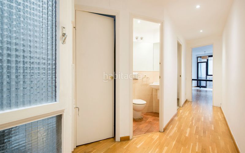 Foto 46ea6da7-3c87-4582-b446-6c6c318bd8af. Pis amb calefacció aparcament a Sant Gervasi - Galvany Barcelona