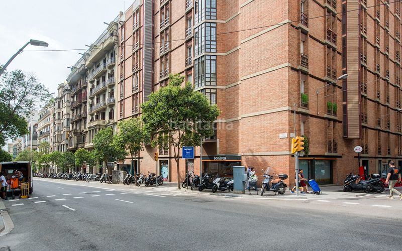 Foto e8ea22a1-2909-49a0-ae2d-8610fcab1196. Pis amb calefacció aparcament a Sant Gervasi - Galvany Barcelona