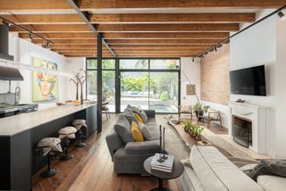 Casa a Putget - Farr�. Casa de 5 habitaciones y jard�n entre sant gervasi y gracia, bar