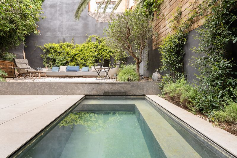 Foto c8340ab7-f413-493e-bd4d-ff85ffcc27bb. Casa amb calefacció piscina a Putget - Farró Barcelona