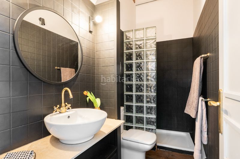 Foto de6b2a2c-7114-4bad-8a40-5ada5bc573fa. Casa amb calefacció piscina a Putget - Farró Barcelona