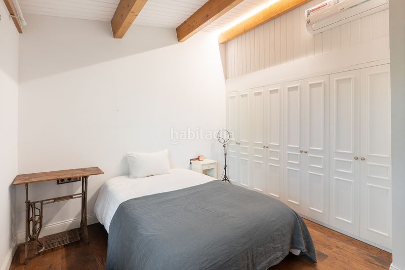 Foto ea936093-bde9-4823-b955-e47c13c4b780. Casa amb calefacció piscina a Putget - Farró Barcelona