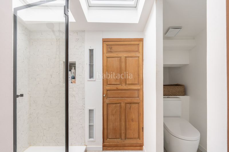 Foto fc37819a-d064-4dd1-a194-c9cc8825527f. Casa amb calefacció piscina a Putget - Farró Barcelona