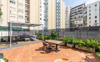 Flat  Comte borrell. Piso de 156mts en comte borrel con terraza de 70mts