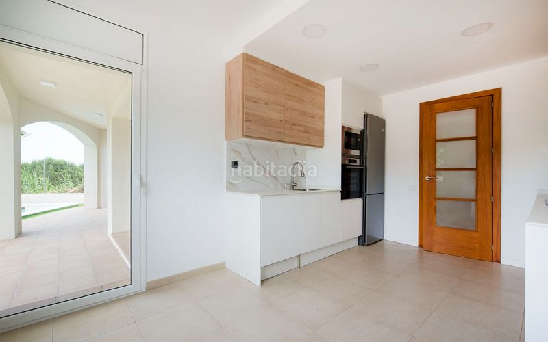 Foto ae4a9462-0cf4-4caf-8a7e-af958ac70c68. Casa amb calefacció aparcament piscina a Urbanitzacions Sant Pol de Mar