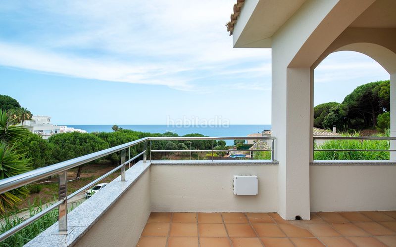 Foto b4151f14-8c6c-4c15-b05d-527b196b0c8b. Casa amb calefacció aparcament piscina a Urbanitzacions Sant Pol de Mar