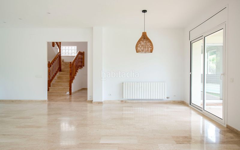Foto b96dfb31-ea04-47a9-82a7-a27d76bae9be. Casa amb calefacció aparcament piscina a Urbanitzacions Sant Pol de Mar