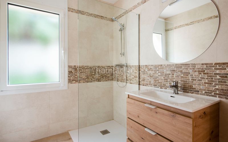 Foto bcbdd394-7286-4c3b-a702-5042fbbd534b. Casa amb calefacció aparcament piscina a Urbanitzacions Sant Pol de Mar