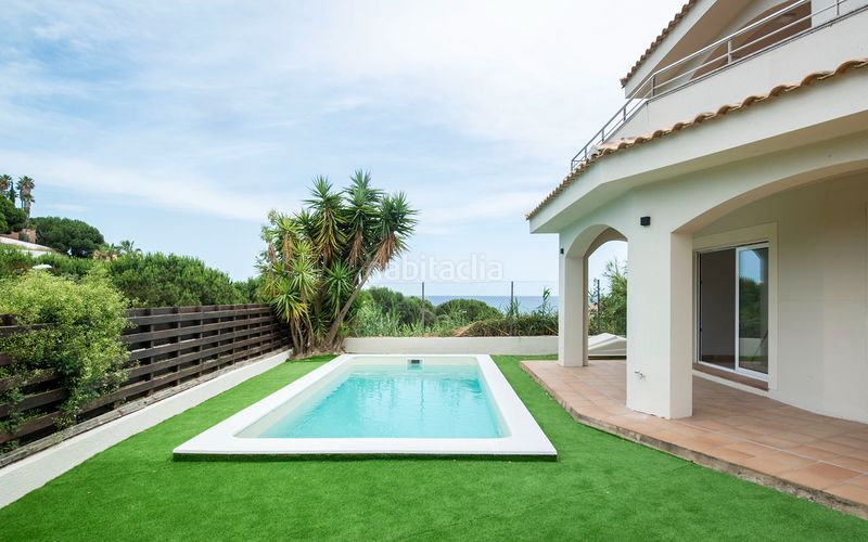 Foto f4f6670c-9a76-41d6-b301-285151aef8e8. Casa amb calefacció aparcament piscina a Urbanitzacions Sant Pol de Mar