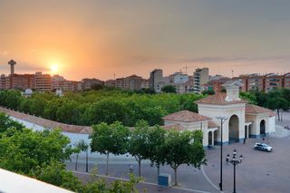 Etagenwohnung  Feria. Piso en venta en el pincho de la feria de 3 habitaciones con esp