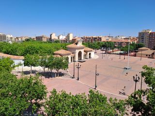Appartamento  Feria. Piso en venta en el pincho de la feria de 3 habitaciones con esp