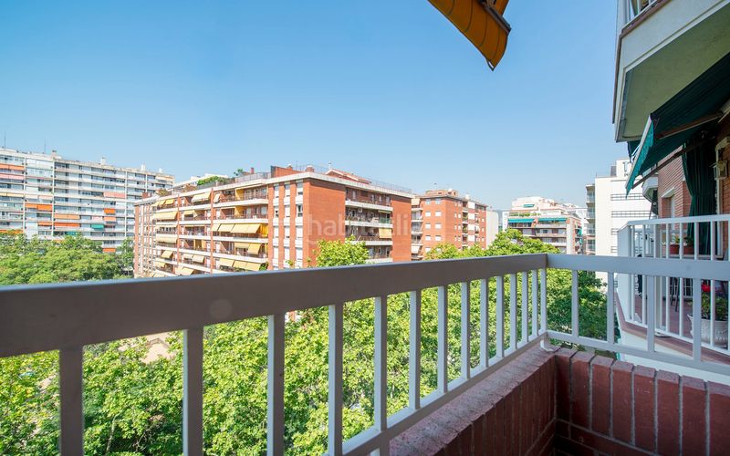 Foto f170daab-c868-4441-a0e3-26c5c837c8c7. Pis amb calefacció a Barri de les Corts Barcelona