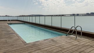 Pis  Canigó. Piso en venta en lhospitalet de llobregat con 2 habitaciones, pi