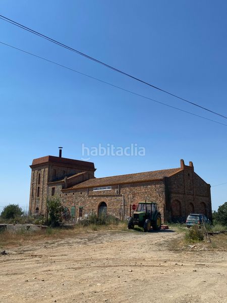 Foto a4f78cbe-5cbc-41bf-a211-eab3b23a88d3. Edifici a Vilajuïga