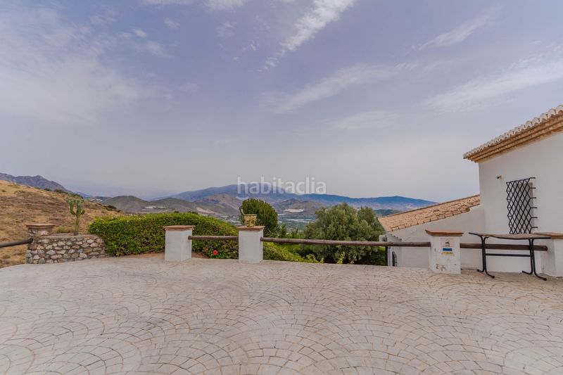 Foto 154db738-a8a7-4fdd-bdc1-646acc163ac8. Casa amb calefacció aparcament piscina a Monte los Almendros - El Pargo - Costa Aguilera Salobreña