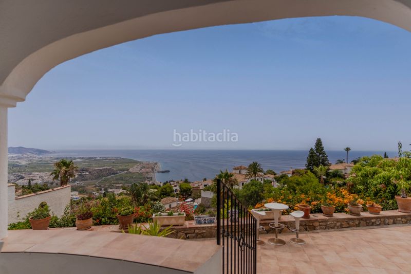 Foto 8a108ece-a962-441c-b5ab-9aba5f601375. Casa amb calefacció aparcament piscina a Monte los Almendros - El Pargo - Costa Aguilera Salobreña