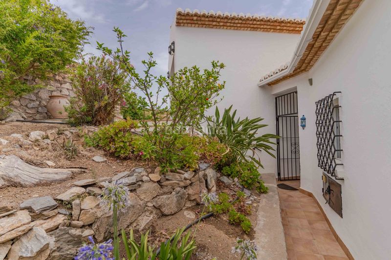 Foto ca6bc1c1-0abc-462f-8f9a-b7548631d11a. Casa amb calefacció aparcament piscina a Monte los Almendros - El Pargo - Costa Aguilera Salobreña