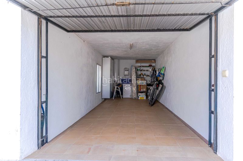 Foto e554acf3-b88d-4005-b755-a72c9bc8661b. Casa amb calefacció aparcament piscina a Monte los Almendros - El Pargo - Costa Aguilera Salobreña