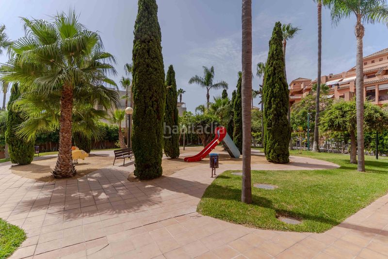 Foto 529186fa-b1fd-41fe-8779-f297438610e3. Casa amb calefacció aparcament piscina a Playa de Granada Motril