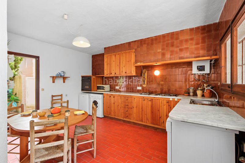 Foto a3b23df5-0086-4149-a262-1e6d88fa4003. Casa a Eixample Residencial Escala (L´)