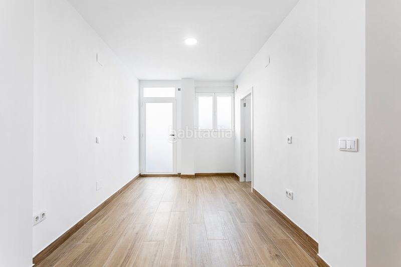 Foto 4411e1f3-7b6c-4354-a555-698c46545b68. Estudi amb calefacció a Riba - roja de Túria