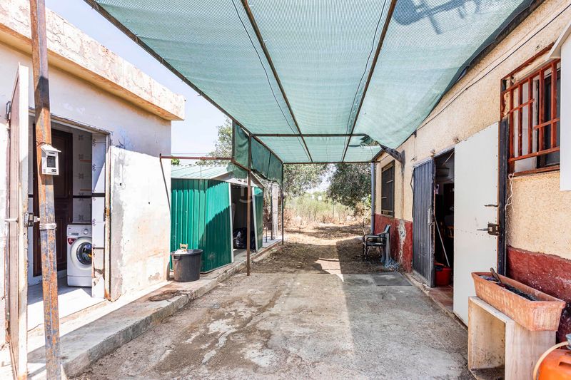 Foto 5764b298-aa02-4a88-a838-8ca5887b1756. Casa amb calefacció aparcament a Vilamarxant