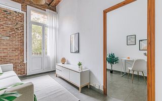 Pis  Sardenya. Piso en venta en el fort pienc con 2 habitaciones y balcón, barc