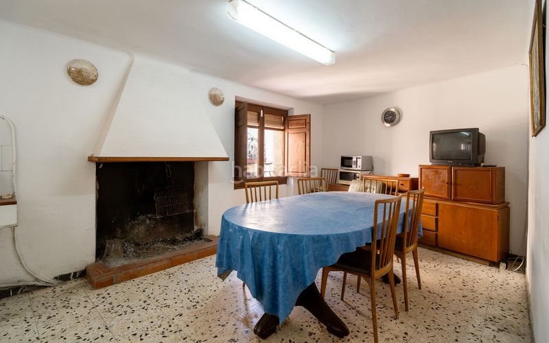 Foto 9a8cdb78-00ef-4daa-9acc-258e8dfafb66. Casa amb aparcament a Vallmoll