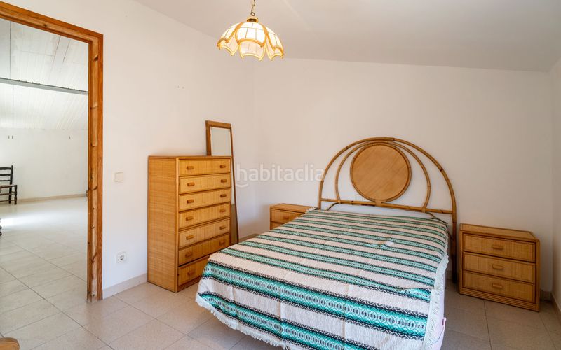 Foto e106171e-3ce9-4d2c-8b45-f85626d4d3ff. Casa amb aparcament a Vallmoll