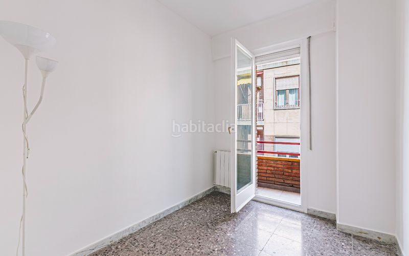 Foto a980c637-c266-446b-94eb-8f5480647e84. Pis amb calefacció a Putget - Farró Barcelona