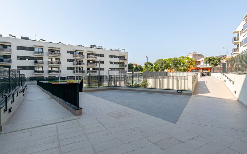 Foto 94fc1df8-3ea3-4d0b-9fd2-d8fbe41137ee. Flat with heating parking pool in La Geltrú-Sant Jordi Vilanova i la Geltrú
