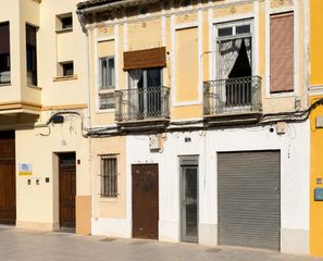 Pis  Josep benlliure. Piso en venta en el cabañal con 2 habitaciones, a reformar, vale