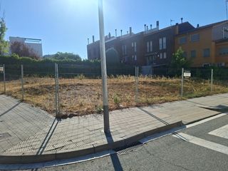 Terreno residenziale  Carles buïgas. Terreno en venta en sant fruitós de bages para hacer hasta 4 viv