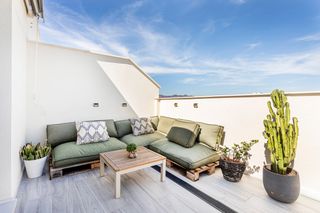Penthouse  De la generalitat. Ático en venta en moncofa con 2 habitaciones, terraza, parking y