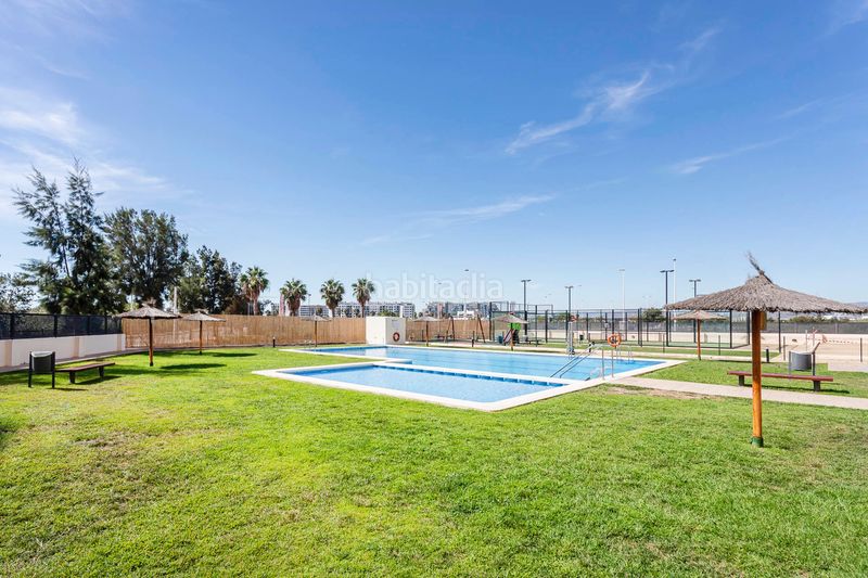 Foto 64d6cf03-4b7a-4b18-8d11-3f7657a77880. Àtic amb calefacció aparcament piscina a Moncófar Playa Moncofa