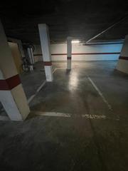 Parking voiture à Andratx