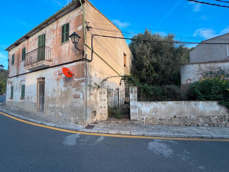 Foto ffb66d99-3676-4a72-8567-c5636ff0b8e4. Casa a schiera con parcheggio in Andratx Andratx