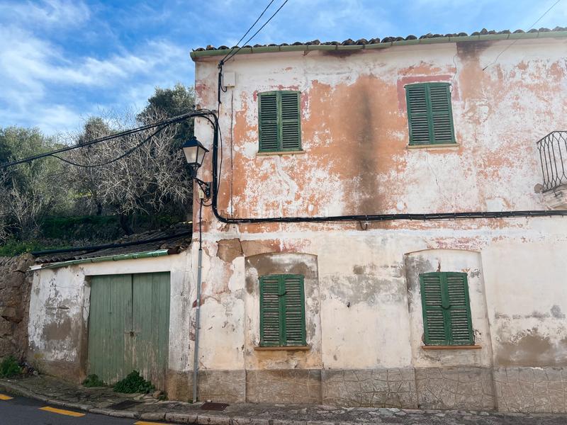 Foto 21e79212-3bdf-46cd-8776-646071fec667. Semi detached house with parking in Andratx Andratx