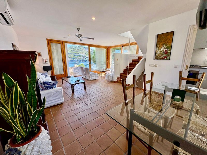 Foto 1114b331-b4eb-4f79-97a9-a95f9170f45f. Lloguer àtic amb aparcament a port d´Andratx Andratx