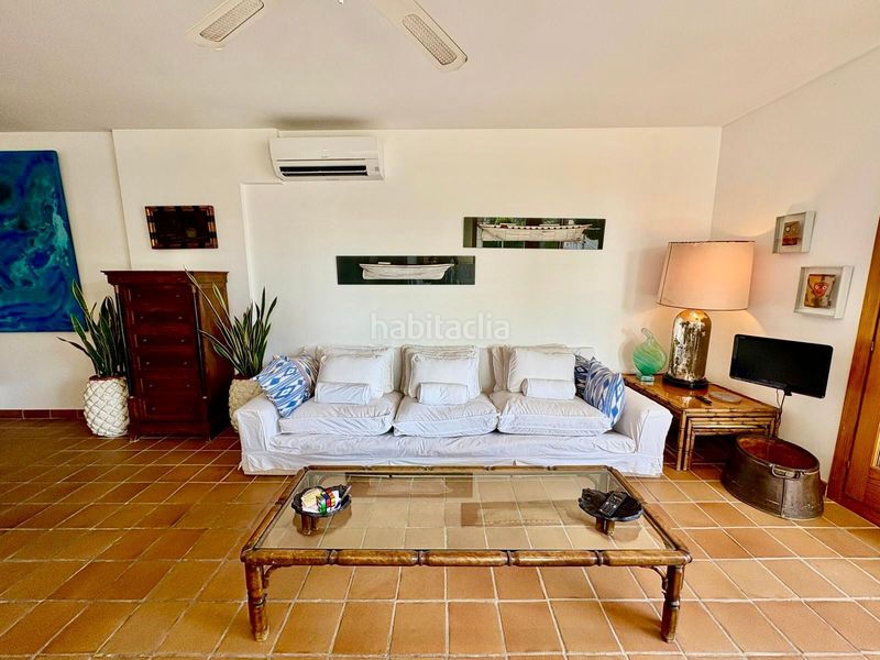 Foto 3d9ad7a4-7076-4ca0-a4d1-24d87aab475b. Lloguer àtic amb aparcament a port d´Andratx Andratx