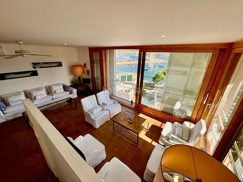 Foto 48f0a768-b0fa-4f52-8bf9-05f9089f31e4. Lloguer àtic amb aparcament a port d´Andratx Andratx