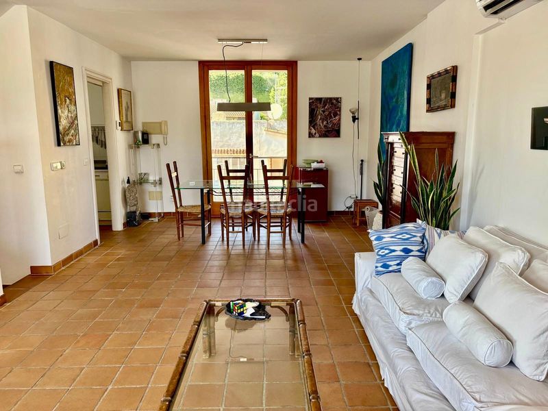 Foto 8d9339ea-2c2a-42fb-8a99-c370e8be358e. Lloguer àtic amb aparcament a port d´Andratx Andratx