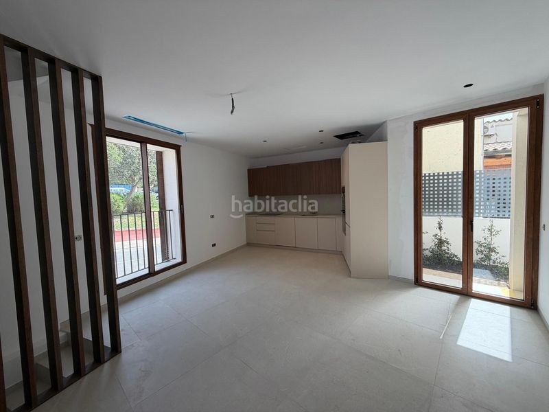 Foto ae0c1321-1804-43be-bd65-55593b7a5f06. Casa adossada amb aparcament a Andratx Andratx