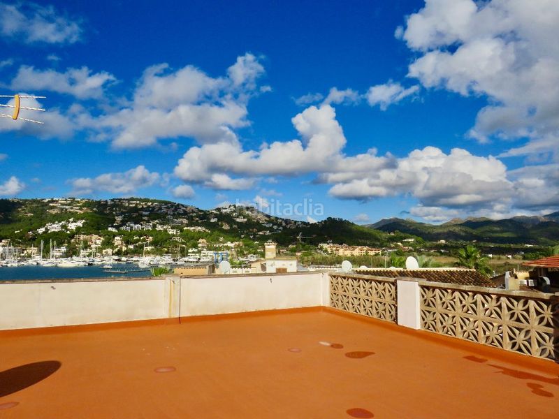Foto a9c39ffd-f14c-4e26-863e-f389498c87e7. Edifici a port d´Andratx Andratx